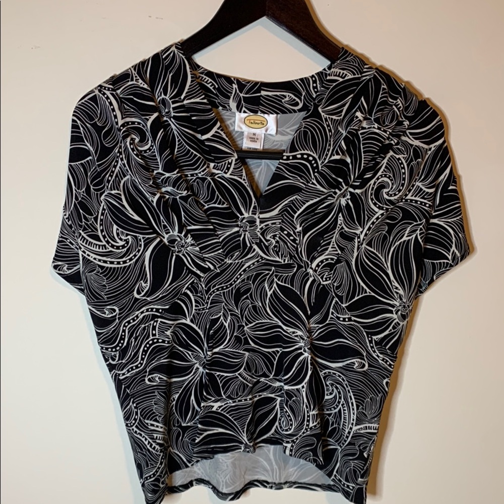 Talbots Black and White Floral Blouse rayon v neck short sleeve women’s M